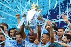 天助利物浦：阿森纳1-1曼城，哈兰德利剑出鞘，马丁内利补时救主